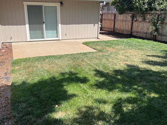 3rd image of 2070 Fancy Oaks Dr APT 1