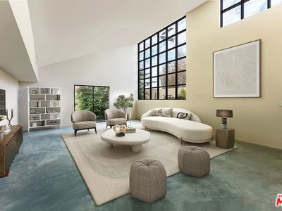 13636 Riverside Dr, Sherman Oaks, CA, 91423