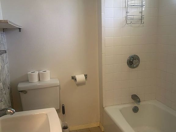 3rd image of 715 Palmer Ave #5