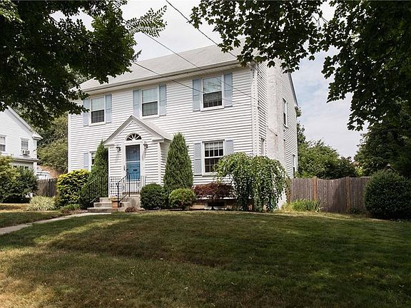 2nd image of 54 Dartmouth Ave