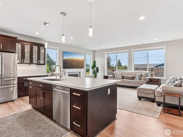 806 76th Drive SE, Lake Stevens, WA 98258
