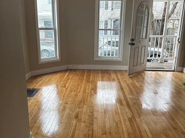 61 Appleton St #60-1, Manchester, NH 03104