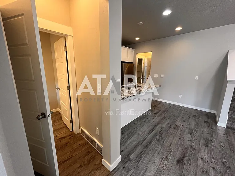 5011 N Marble Fox Way — Photo 5