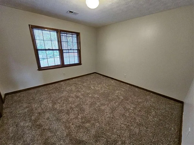 5525 Wedgewood Ct SW — Photo 25