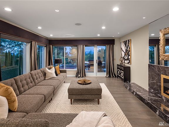 5th image of 9085 NE 26th St