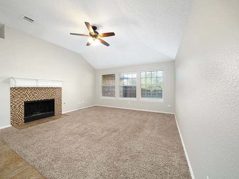 3209 Weeping Willow Ct — Photo 12