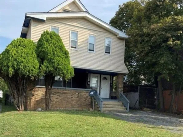 13821 Othello Ave, Cleveland, OH 44110