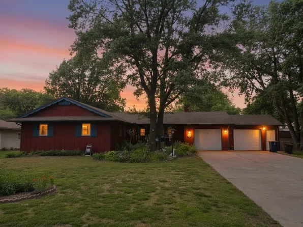 1911 Jamaica St, El Dorado, KS 67042