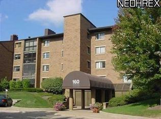 160 Fox Hollow Dr APT 202, Mayfield Heights, OH