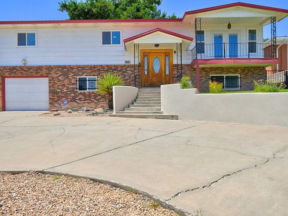 2nd image of 1433 Riverview Dr NW