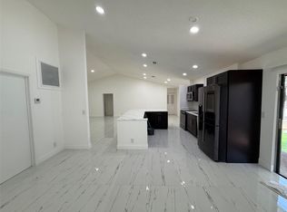 7400 SW 11th Ct, North Lauderdale, FL 33068