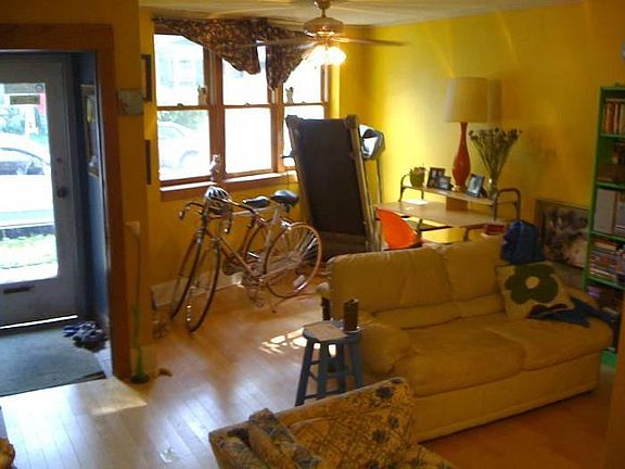 2nd image of 2653 Dupont Ave S