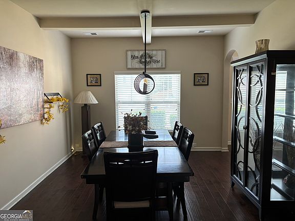 3rd image of 7701 Stone Meadow Trl