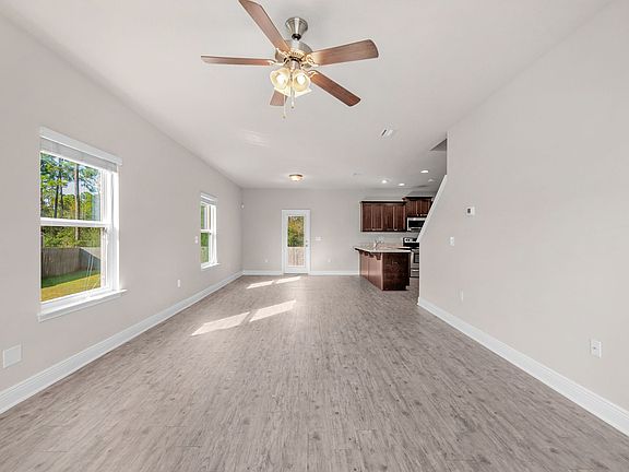 3rd image of 8645 Bucklebury Dr