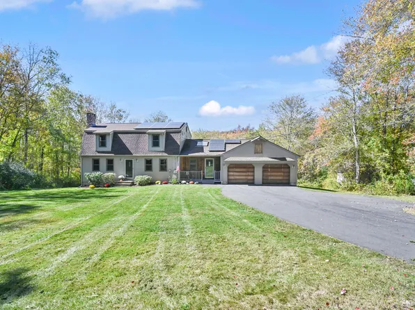 31 Clark Road, Bolton, CT 06043
