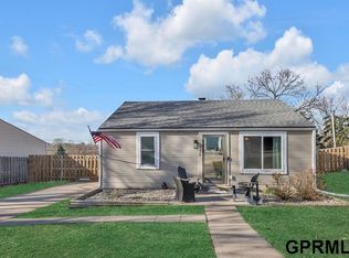 5716 Orchard Ave, Omaha, NE 68117
