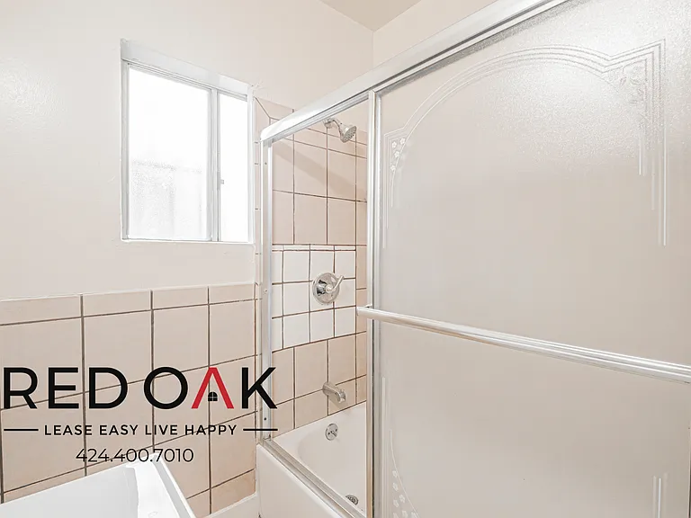 638 E 82nd St #638 — Photo 12