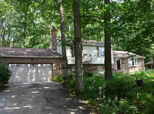 7501 Hickory Rd, Stewartstown, PA 17363