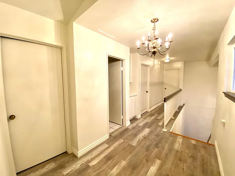 12900 Pan Am Blvd — Photo 13