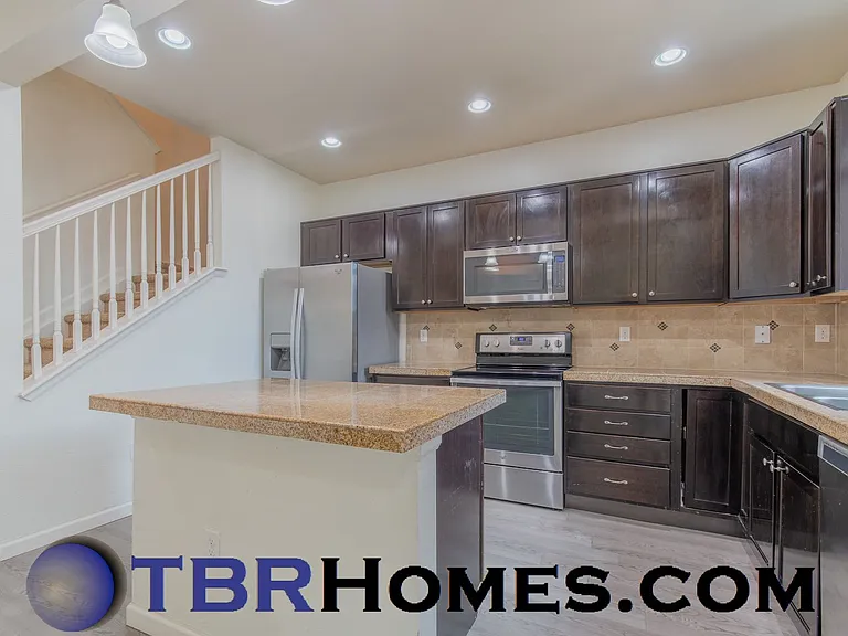 1797 Aspen Meadows Cir — Photo 8