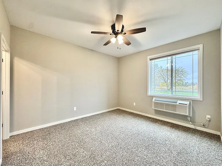 West 5th Townhomes — Photo 44