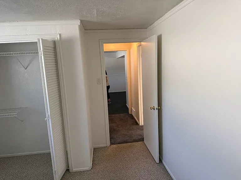 927 S 1635 W — Photo 9