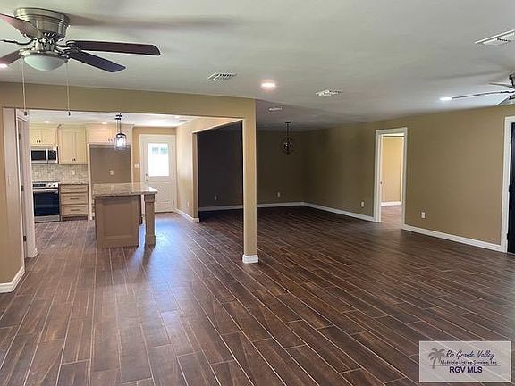 4th image of 1609 S Parkwood Dr