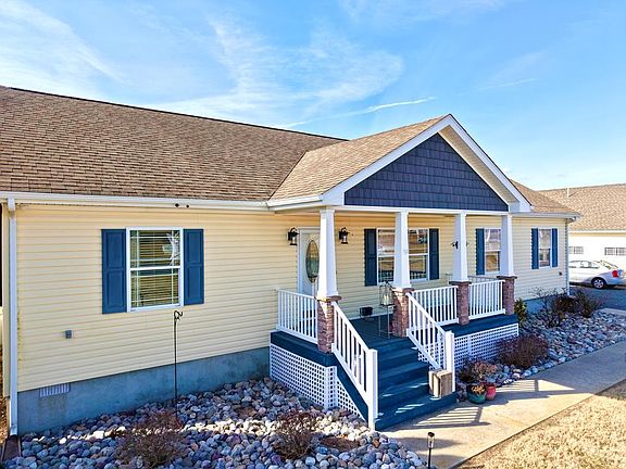 4th image of 37045 Blue Crab Cir