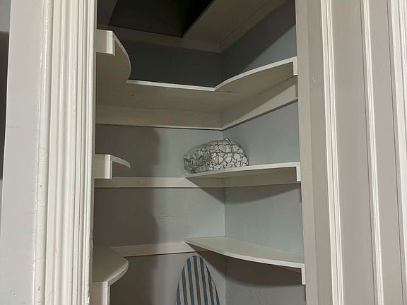 3rd image of 36 Pearl St #2