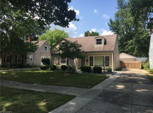 6902 Beresford Ave, Parma Heights, OH 44130