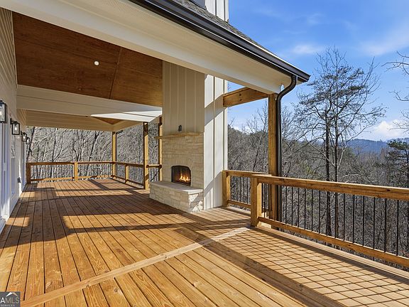 4th image of 805 Captain McDonald Rd