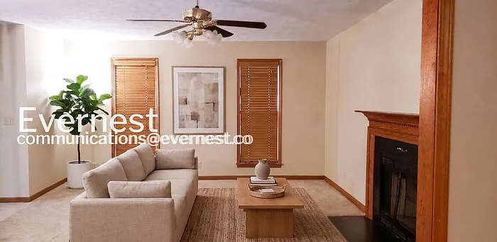 3 bed, 2.5 bath, 1780 sqft, $2,395 — Photo 2