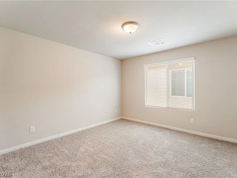 3811 Andorian Ave — Photo 28