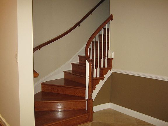 5th image of 7138 Carol Ln