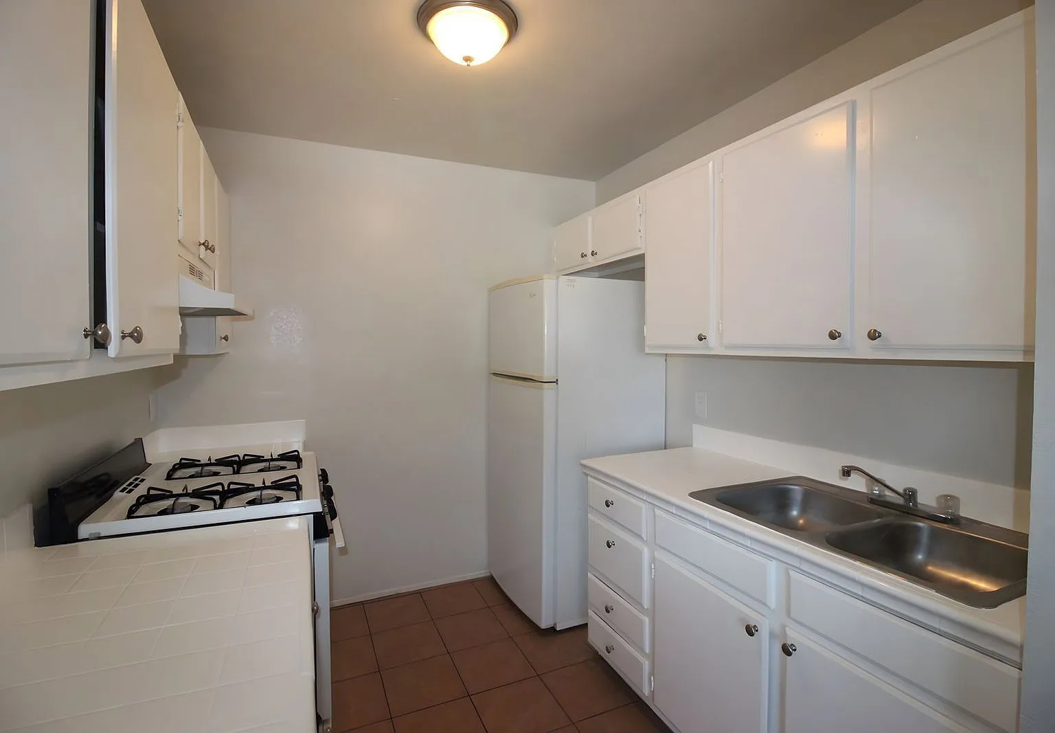 1 bed, 1.0 bath, $2,289 — Photo 1