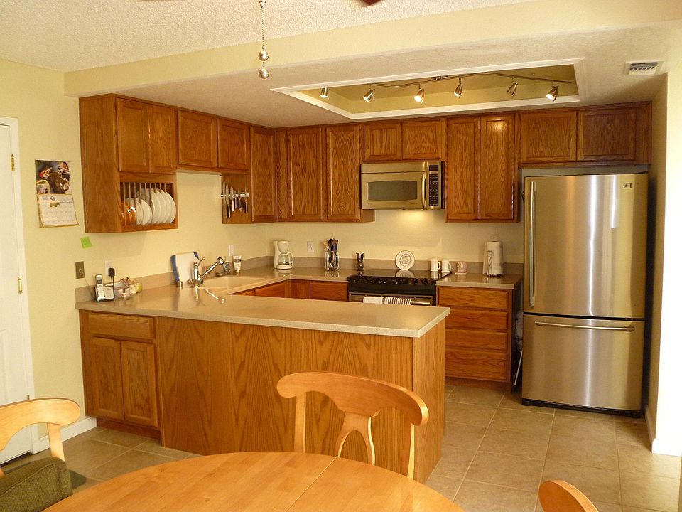 2nd image of 1150 Meadow Gate Dr