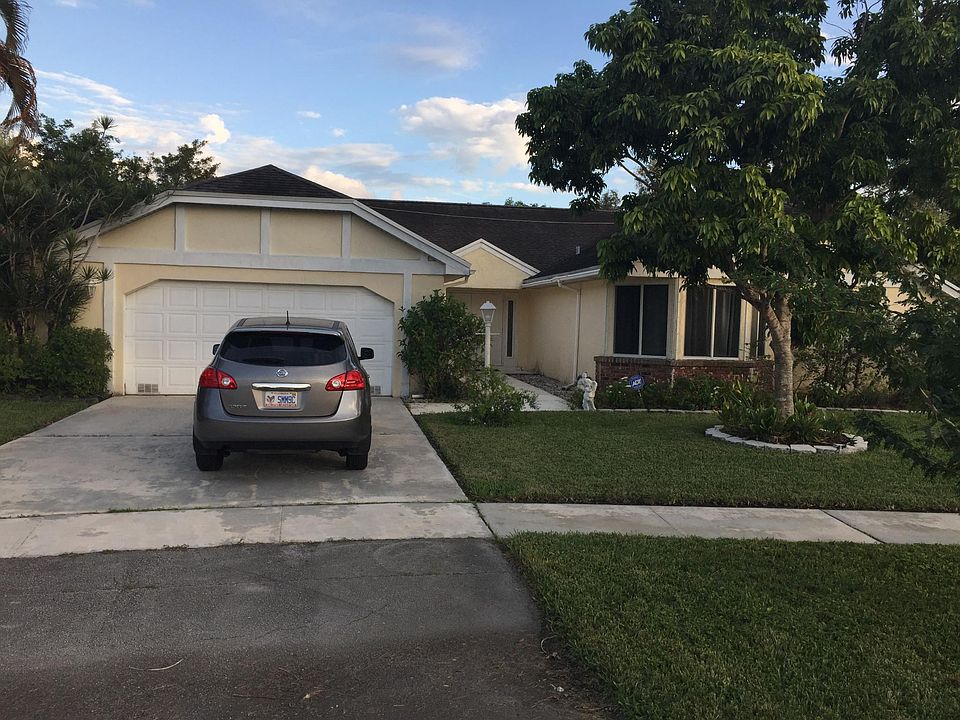 1st image of 15806 E Wind Cir