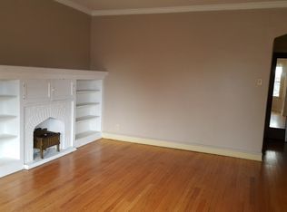 8121 S Colfax Ave, Chicago, IL 60617