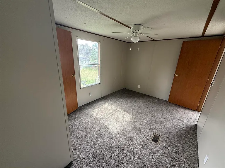 253 Ideal Cir — Photo 6
