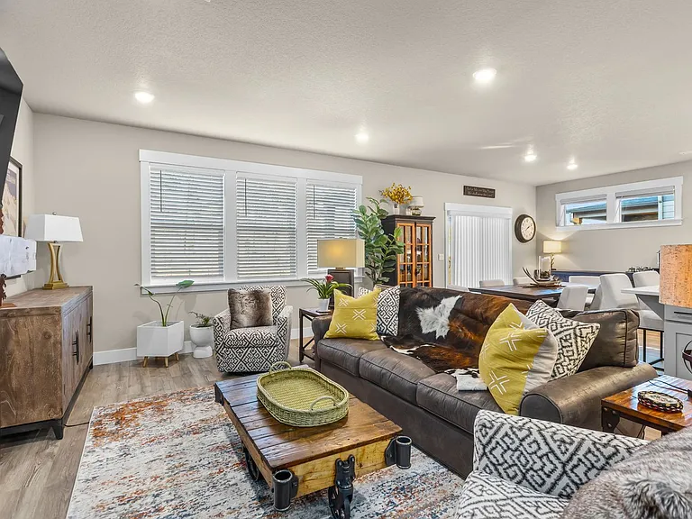 19318 SW Marshmallow Pl — Photo 6