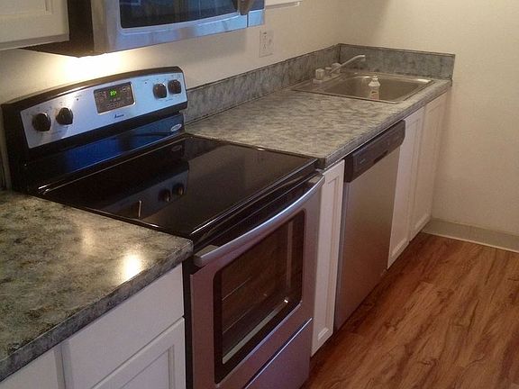 3rd image of 757 NE 21st Ave APT A