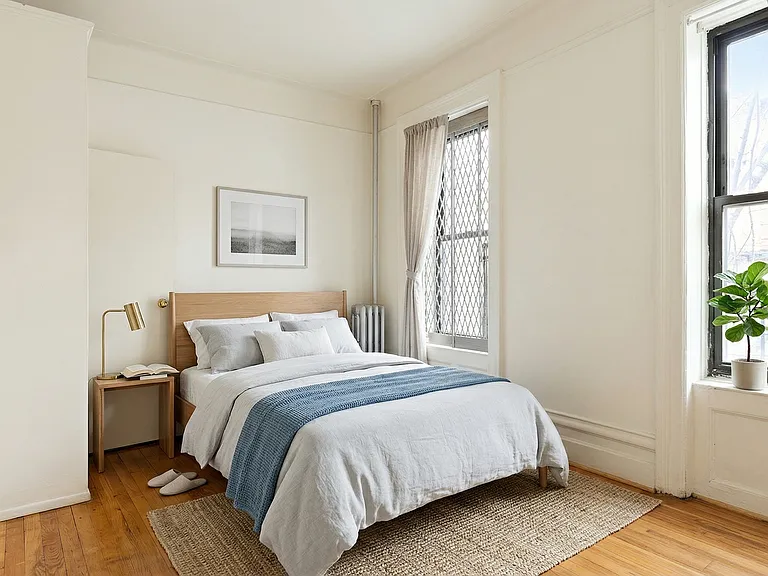 526 W 161st St #33 — Photo 3
