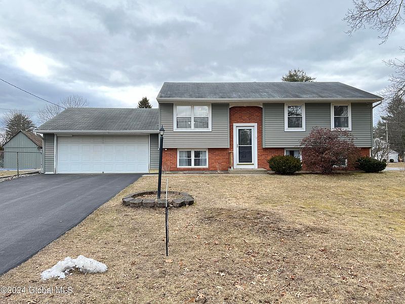 2nd image of 12 Marjorie Drive