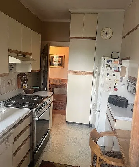 101 Carpenter Ln #2-W — Photo 10