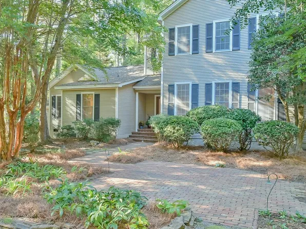 705 Spindlewood, Pittsboro, NC 27312
