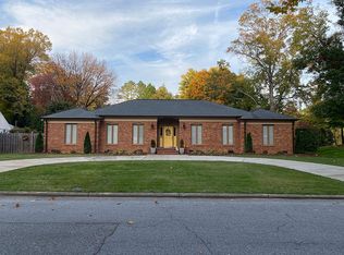 3000 Madison Ave, Greensboro, NC 27403