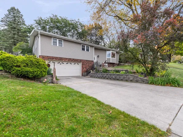 102 Birch LANE, Hartford, WI 53027