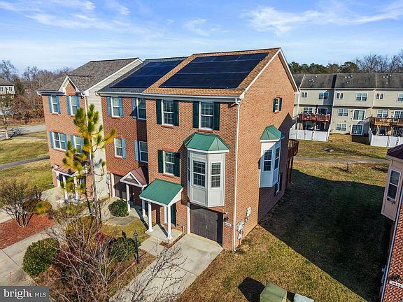 2nd image of 4984 Oyster Reef Pl