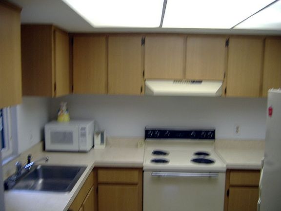 2nd image of 571 Midway Trak APT J201