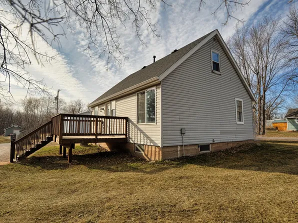 47 W 3rd St, Pease, MN 56363